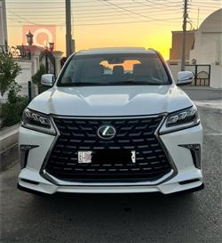 لێکزس LX